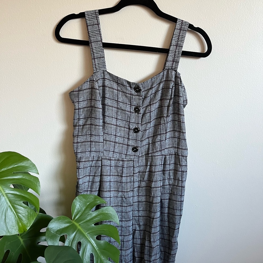 Plaid Jumpsuit sleeveless front buttoned